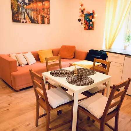 Apartment Cozy Hillside In With Patio Budapest