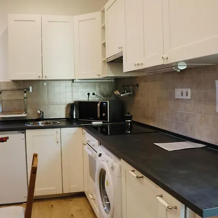 アパート Cozy Hillside In With Patio